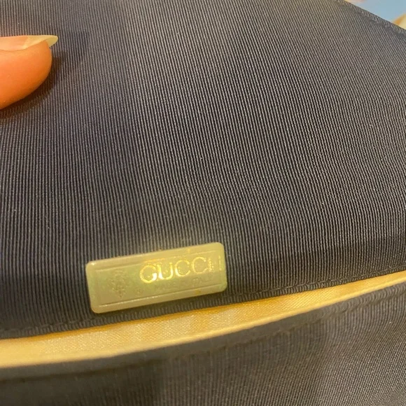 Gucci Flora Vintage Bow Clutch with Detachable Crossbody Strap - Picture 14 of 17